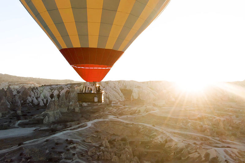 Im Hörsaal neben: Jules Verne